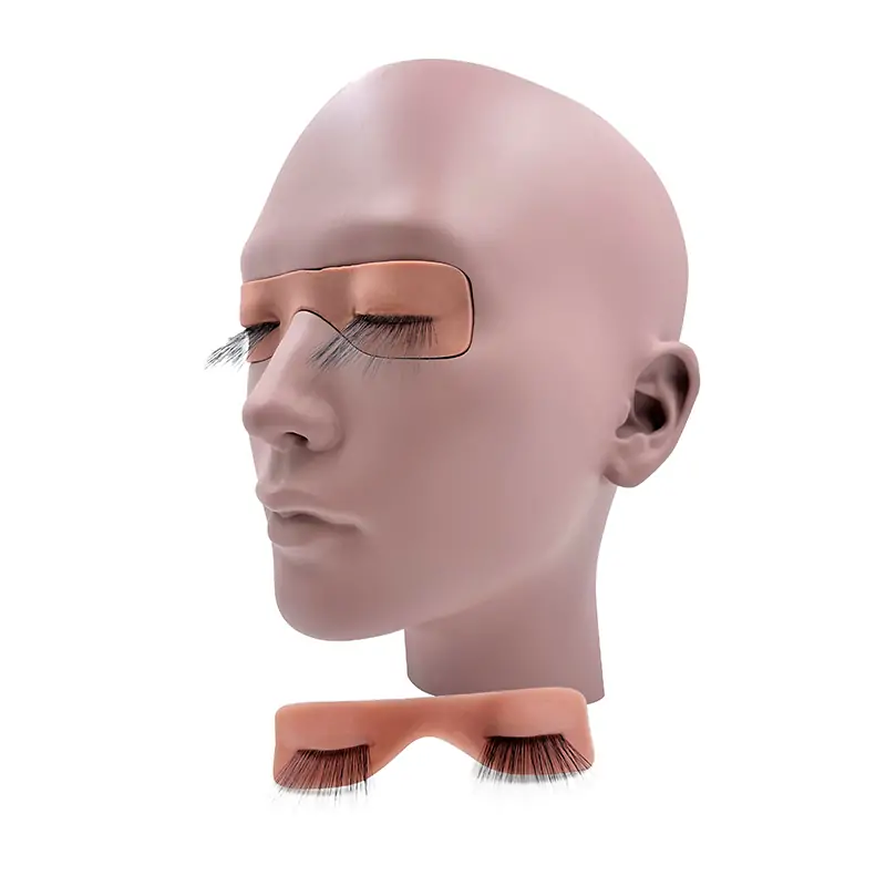 Mannequin head with replacement eyelids-2.webp
